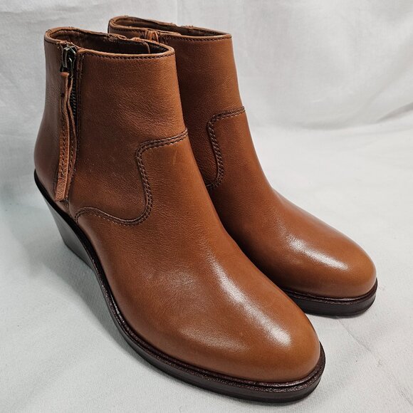 Clarks Clarkdale2 Zip Double Zipper Wedge Boots Shoes Tan Women's Size 8M- NEW - Picture 3 of 11